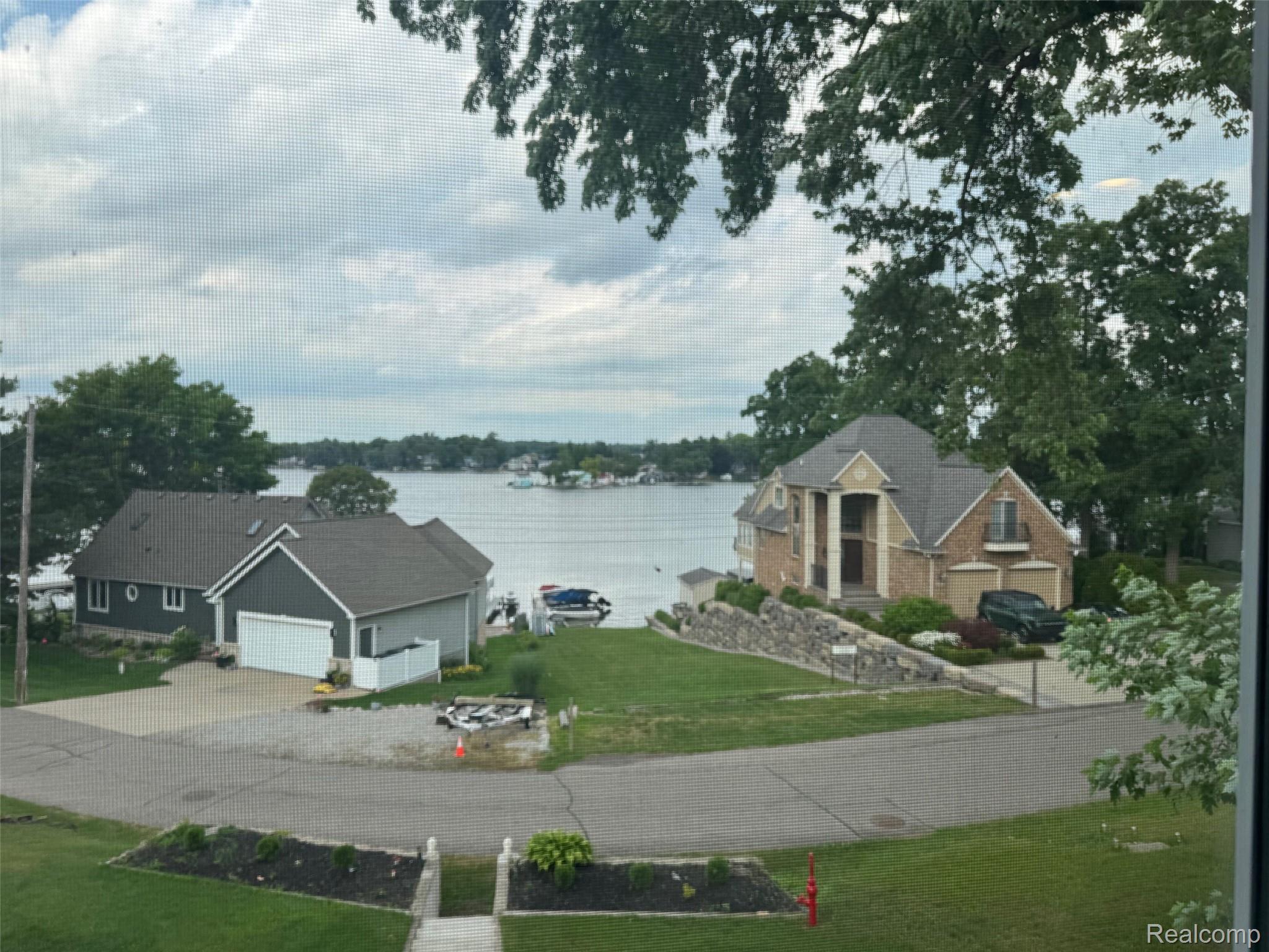 677 King Circle