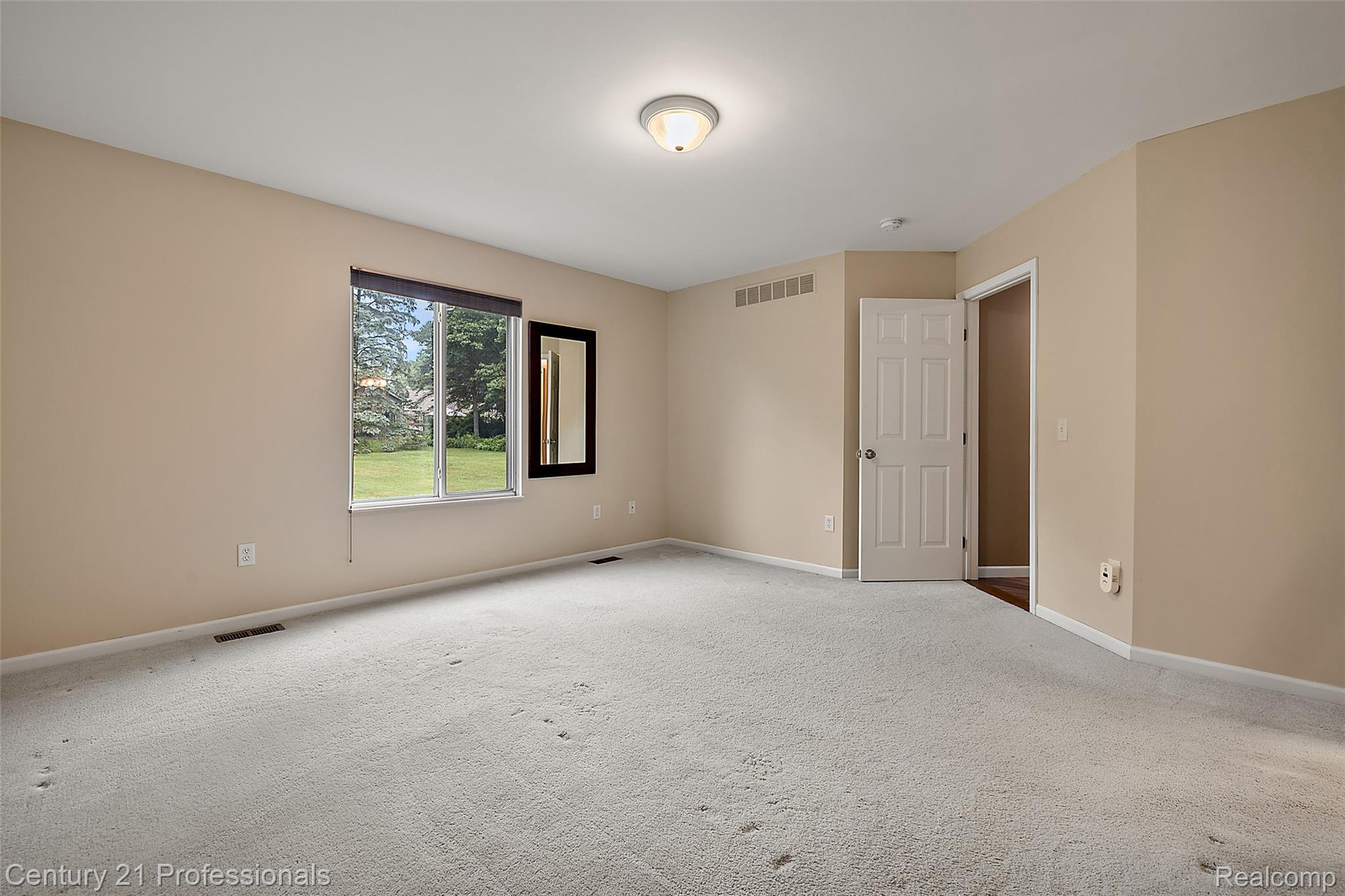 1321 Clear Lake Court