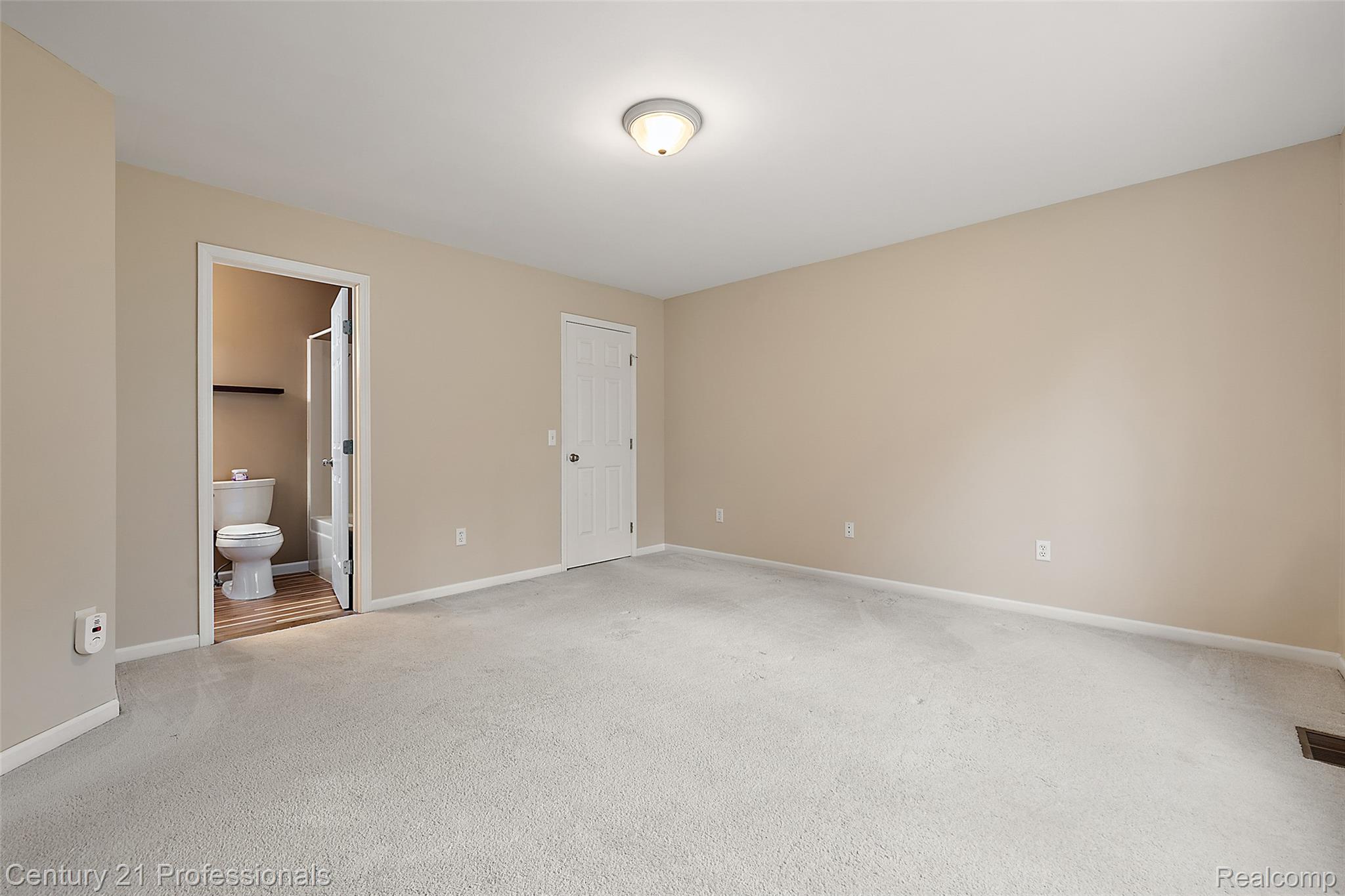 1321 Clear Lake Court