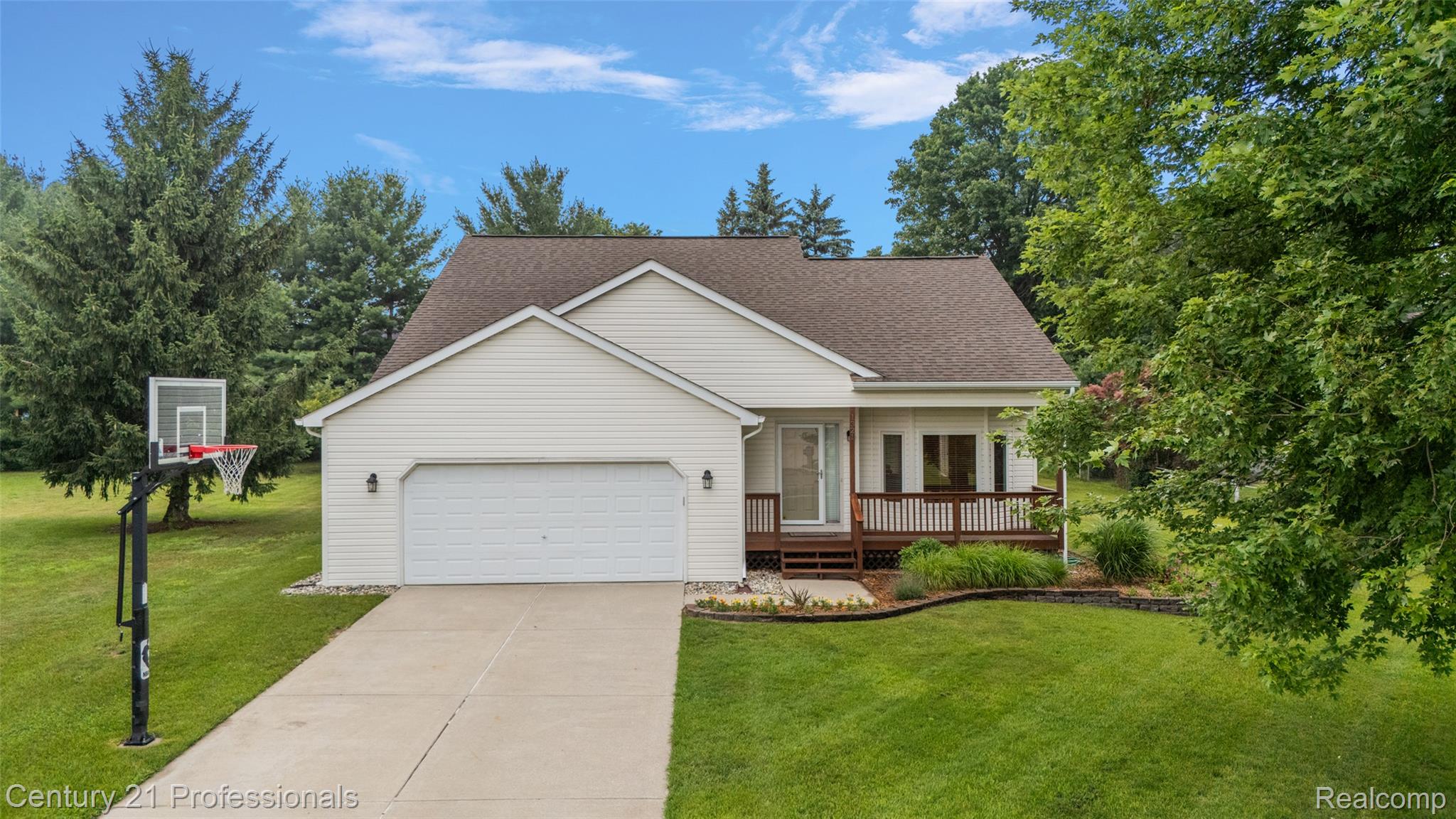 1321 Clear Lake Court