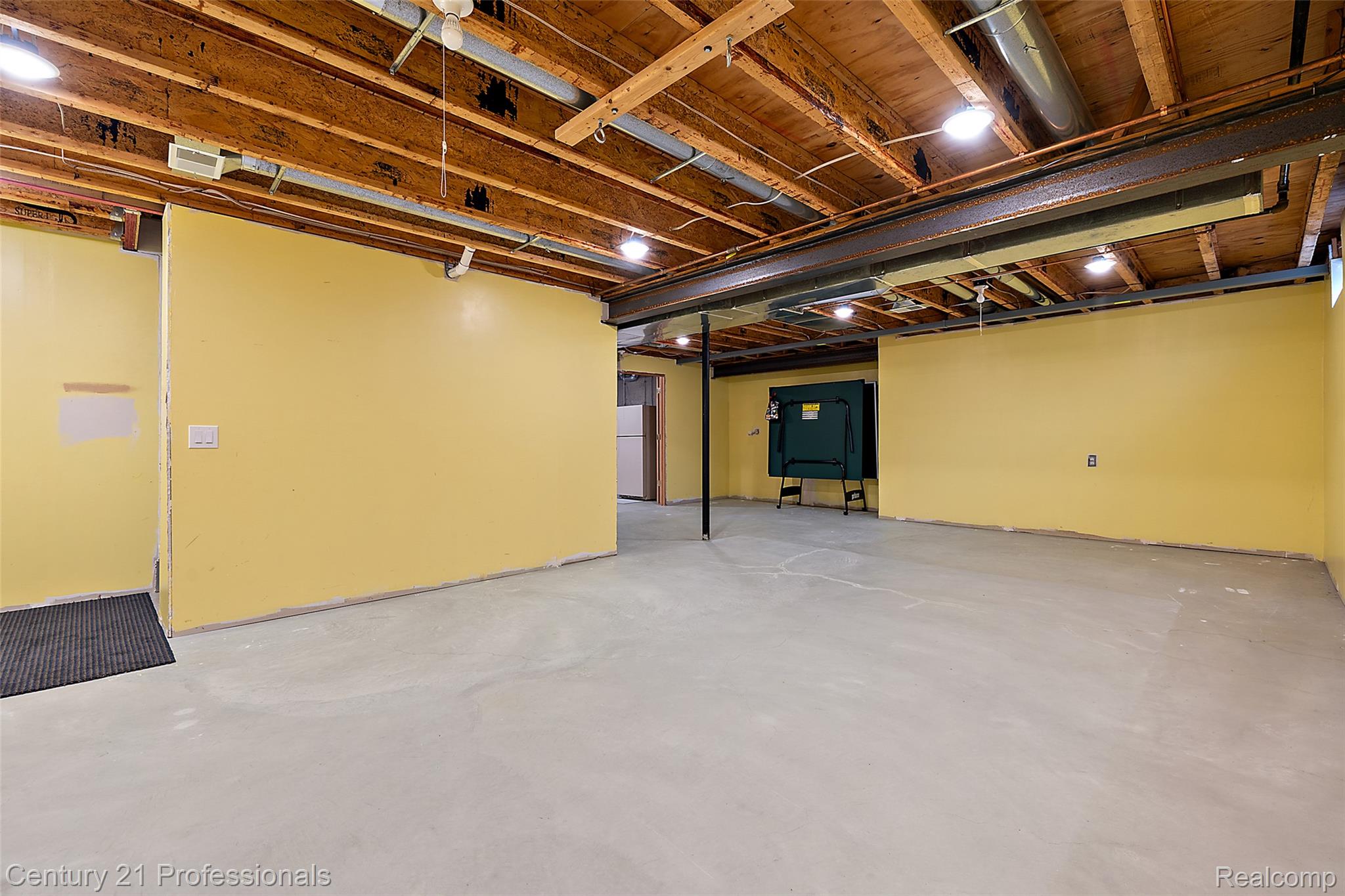 1321 Clear Lake Court