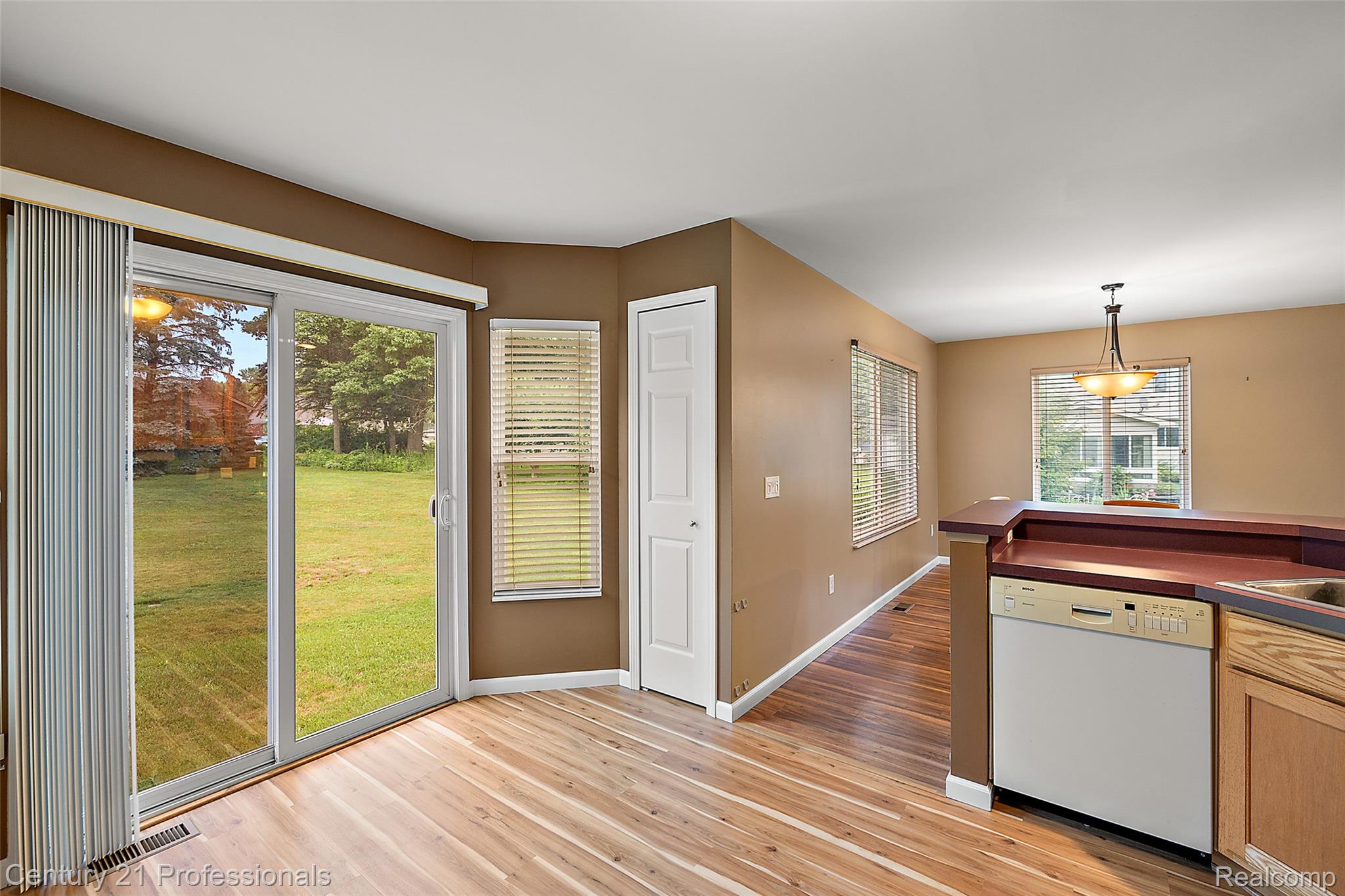 1321 Clear Lake Court