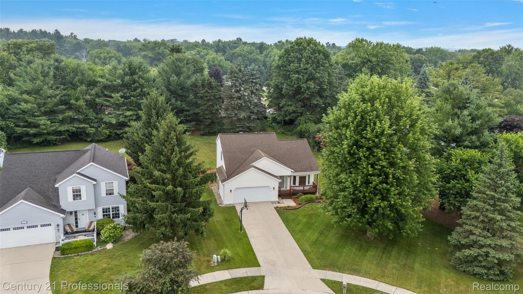 1321 Clear Lake Court