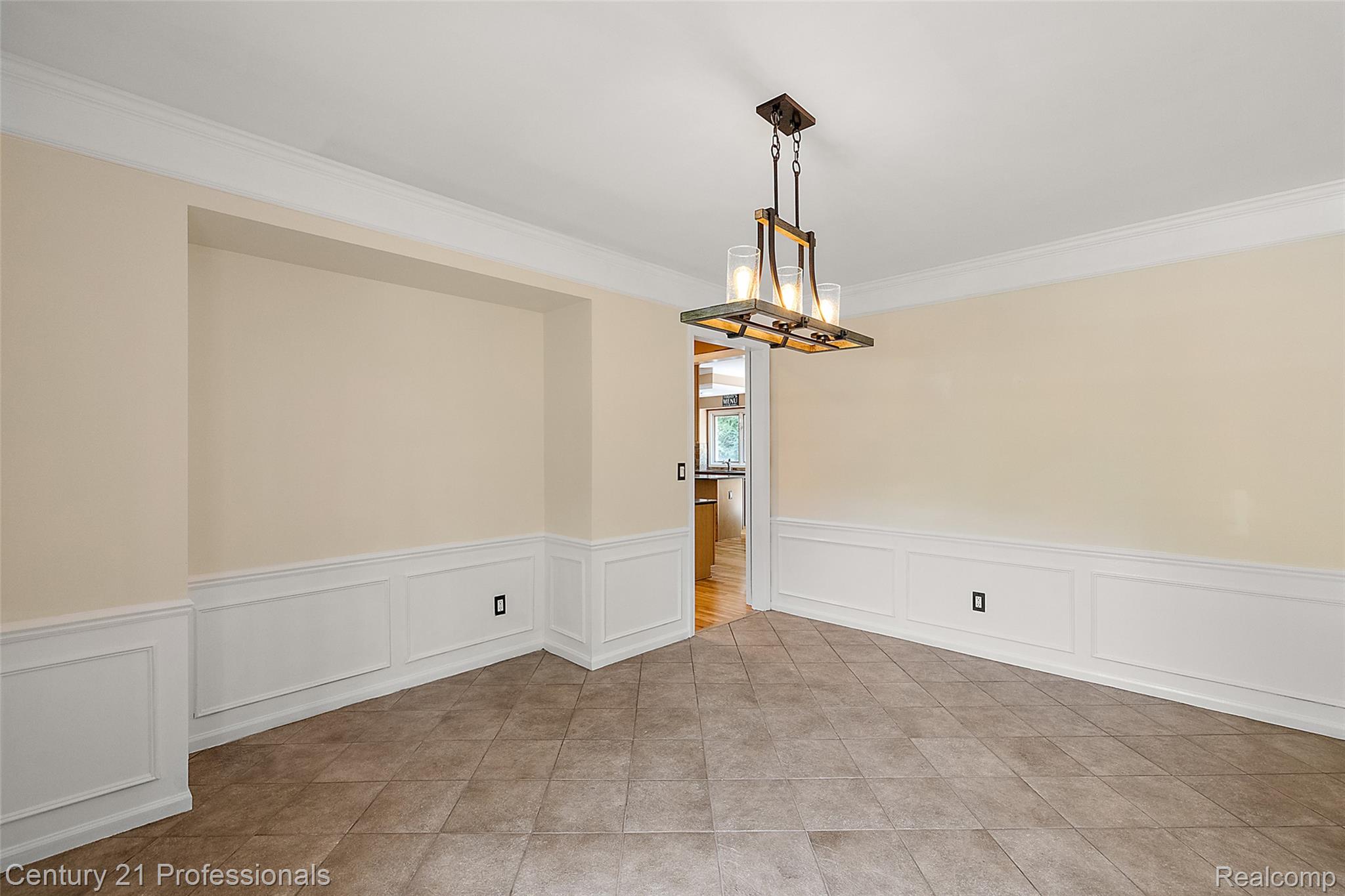 7363 Oakstone Drive
