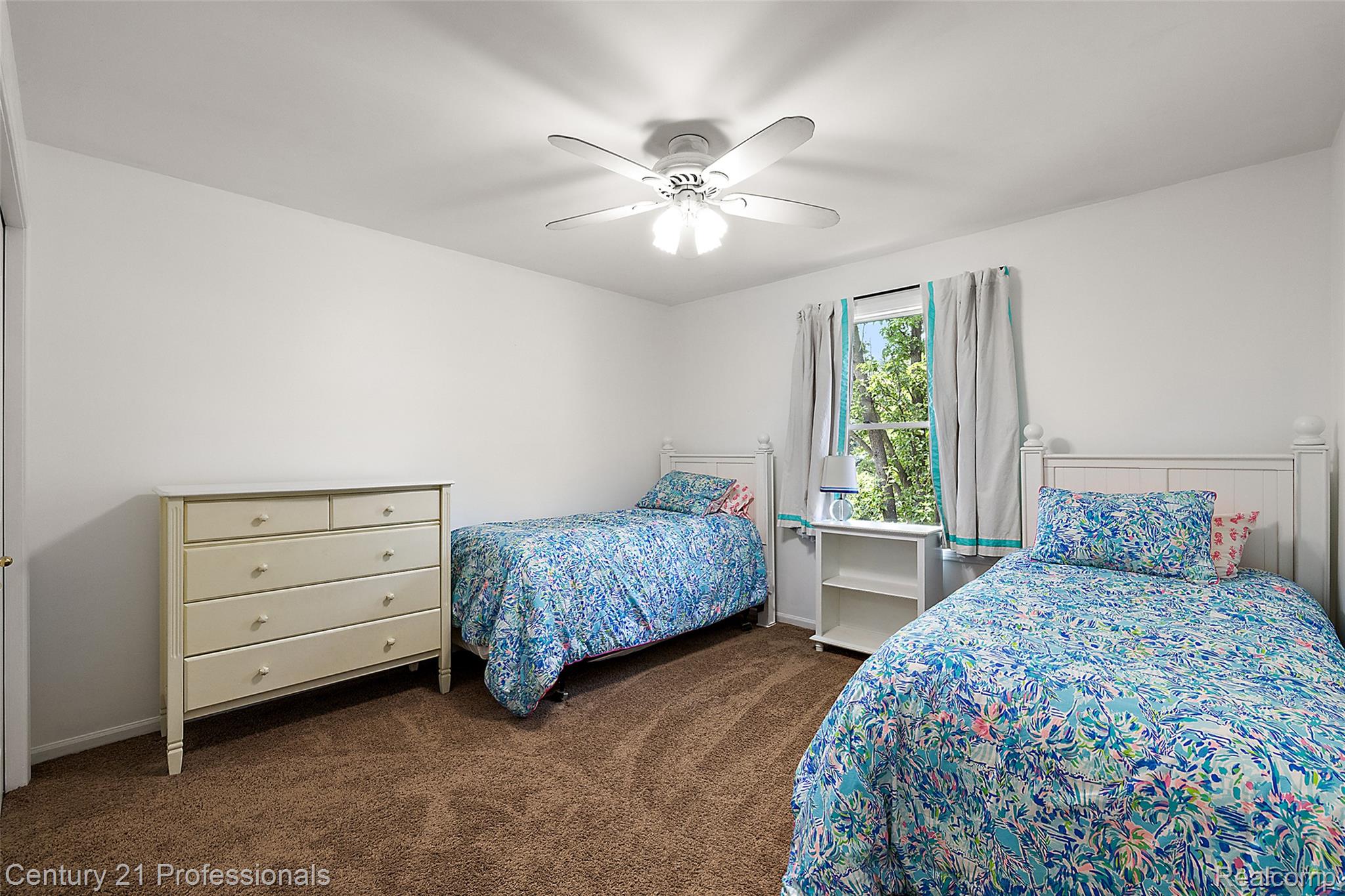 7363 Oakstone Drive