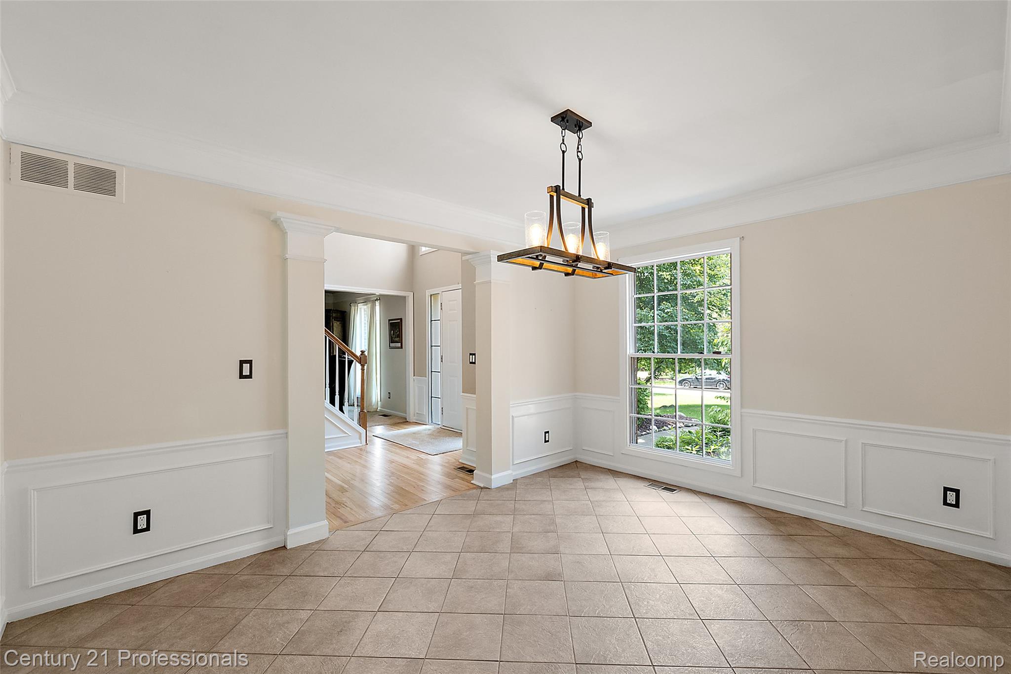 7363 Oakstone Drive