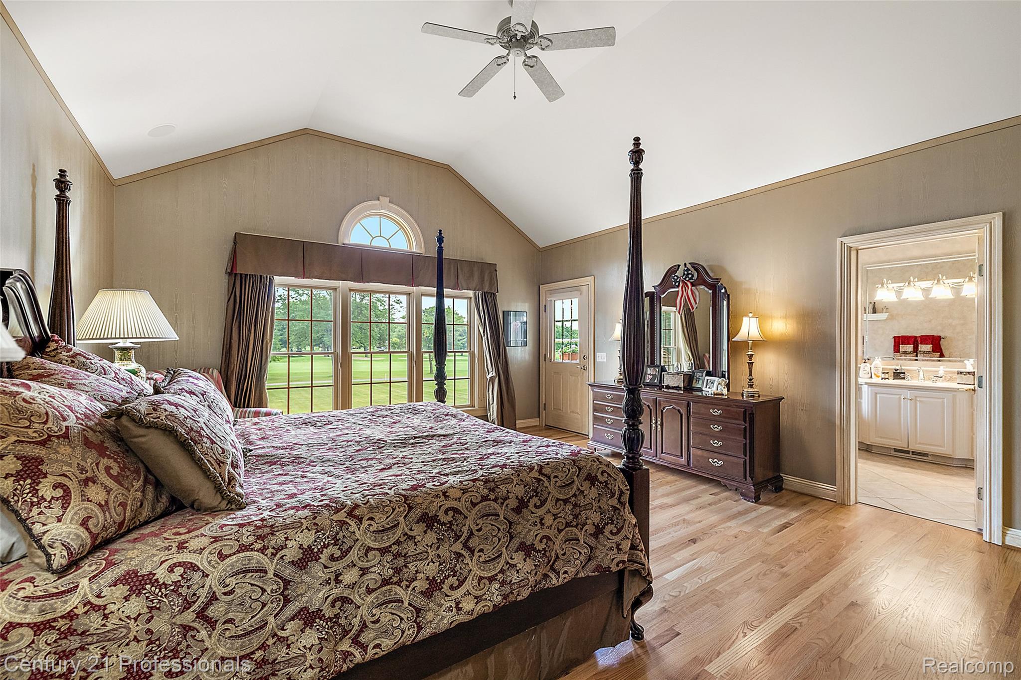9310 Fairway Trail