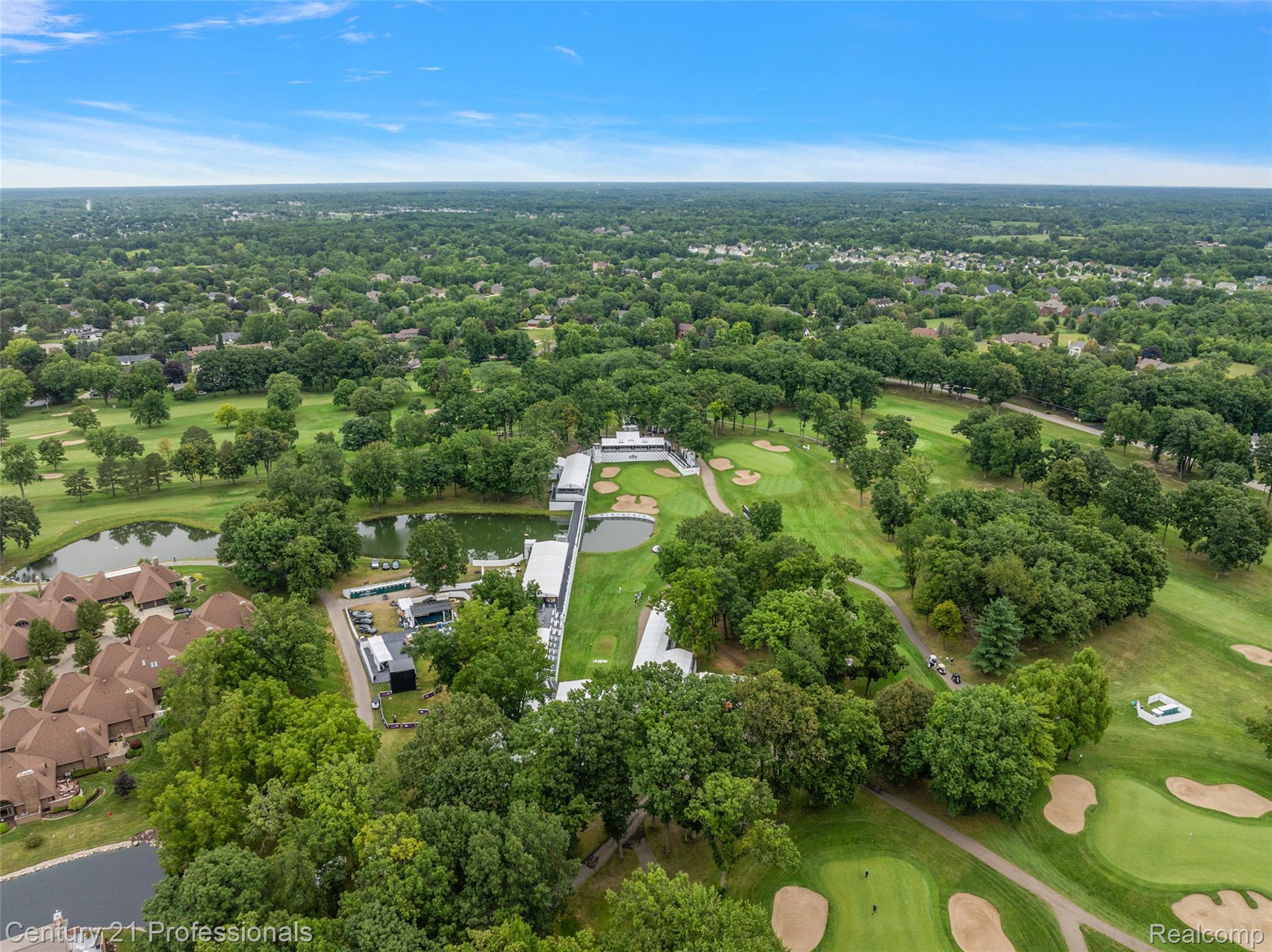 9310 Fairway Trail