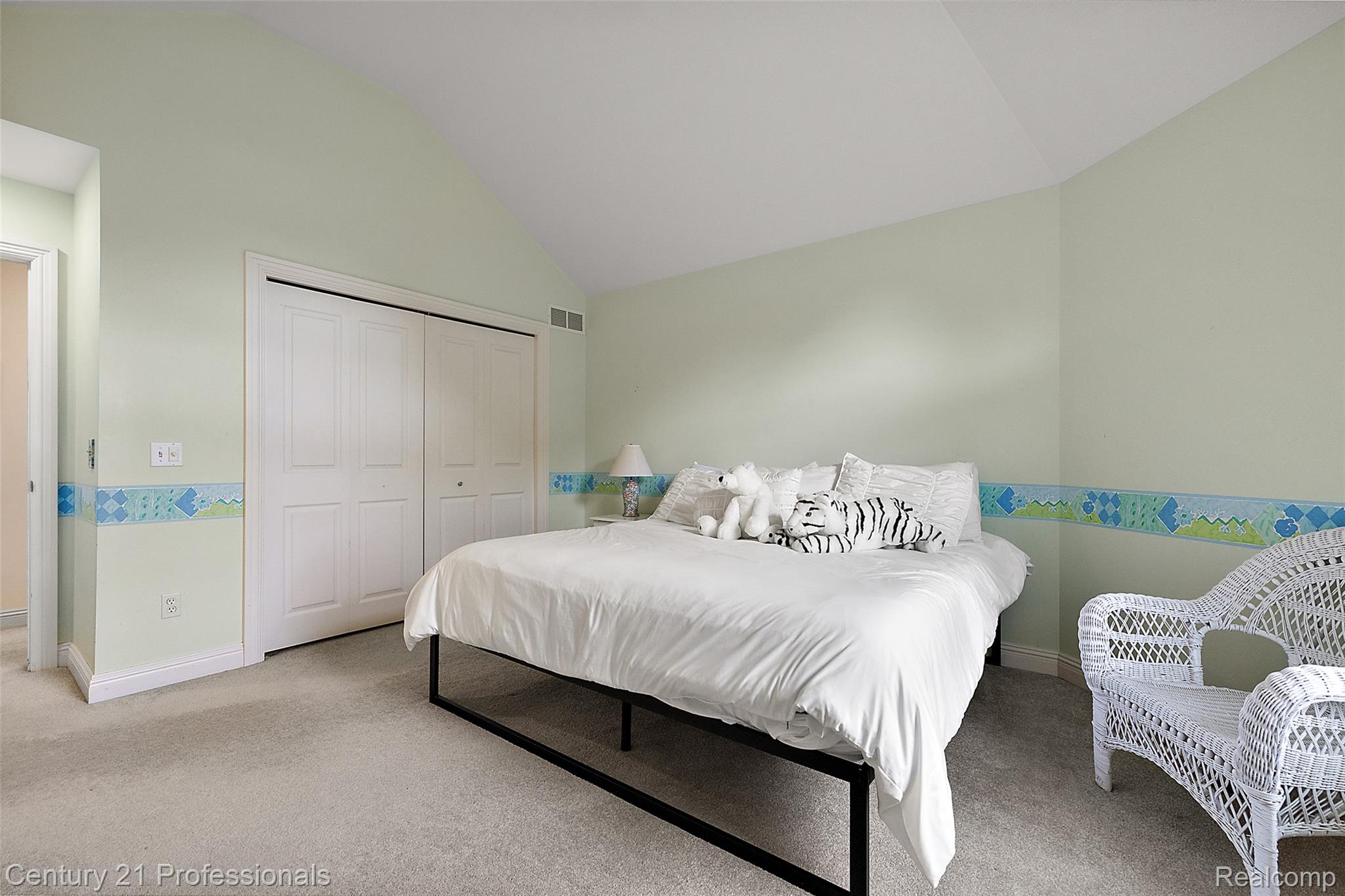 9310 Fairway Trail