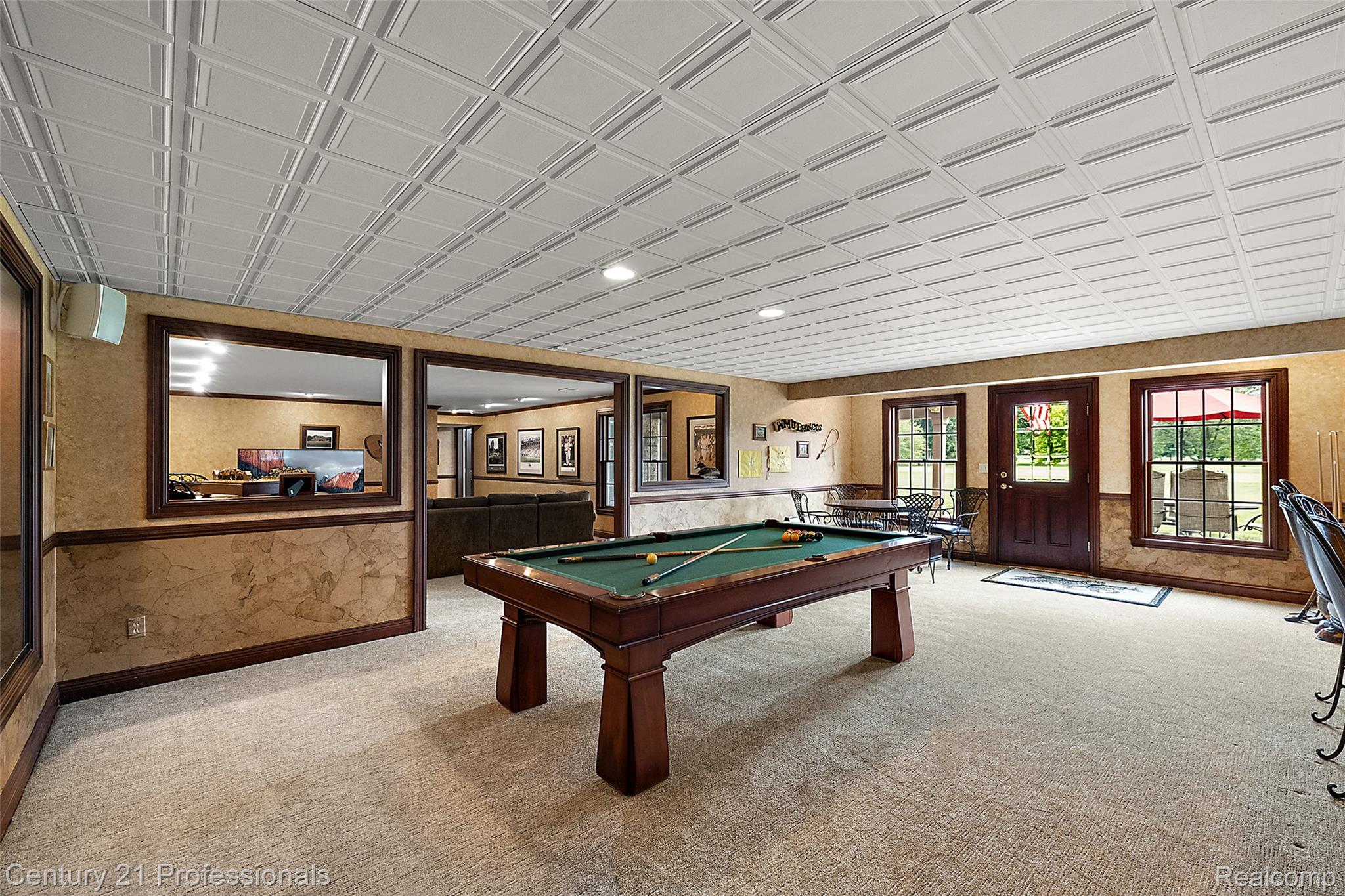 9310 Fairway Trail
