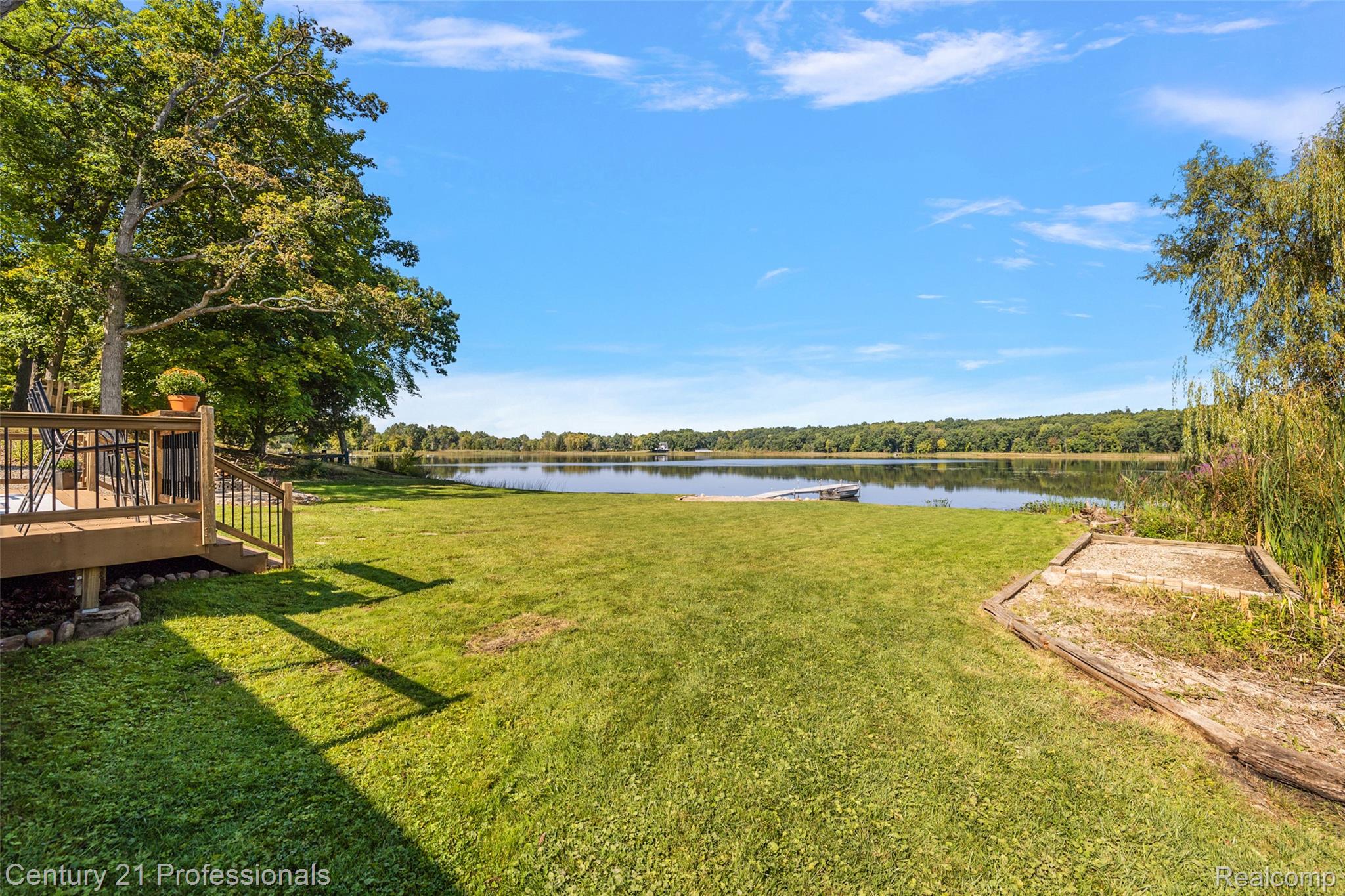 2679 Lakeview Drive