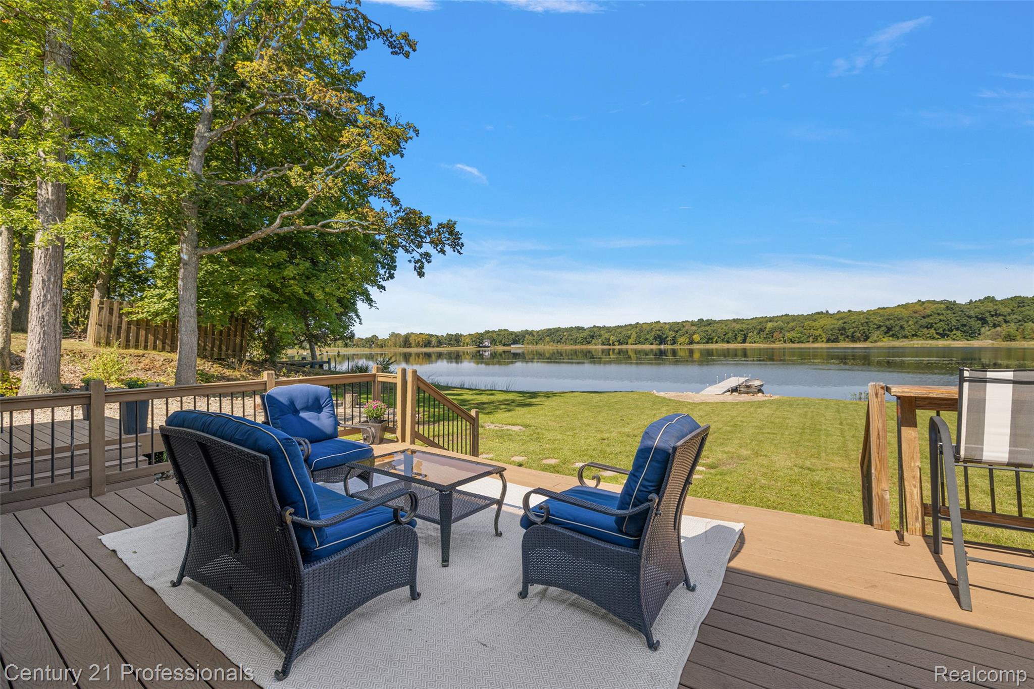 2679 Lakeview Drive
