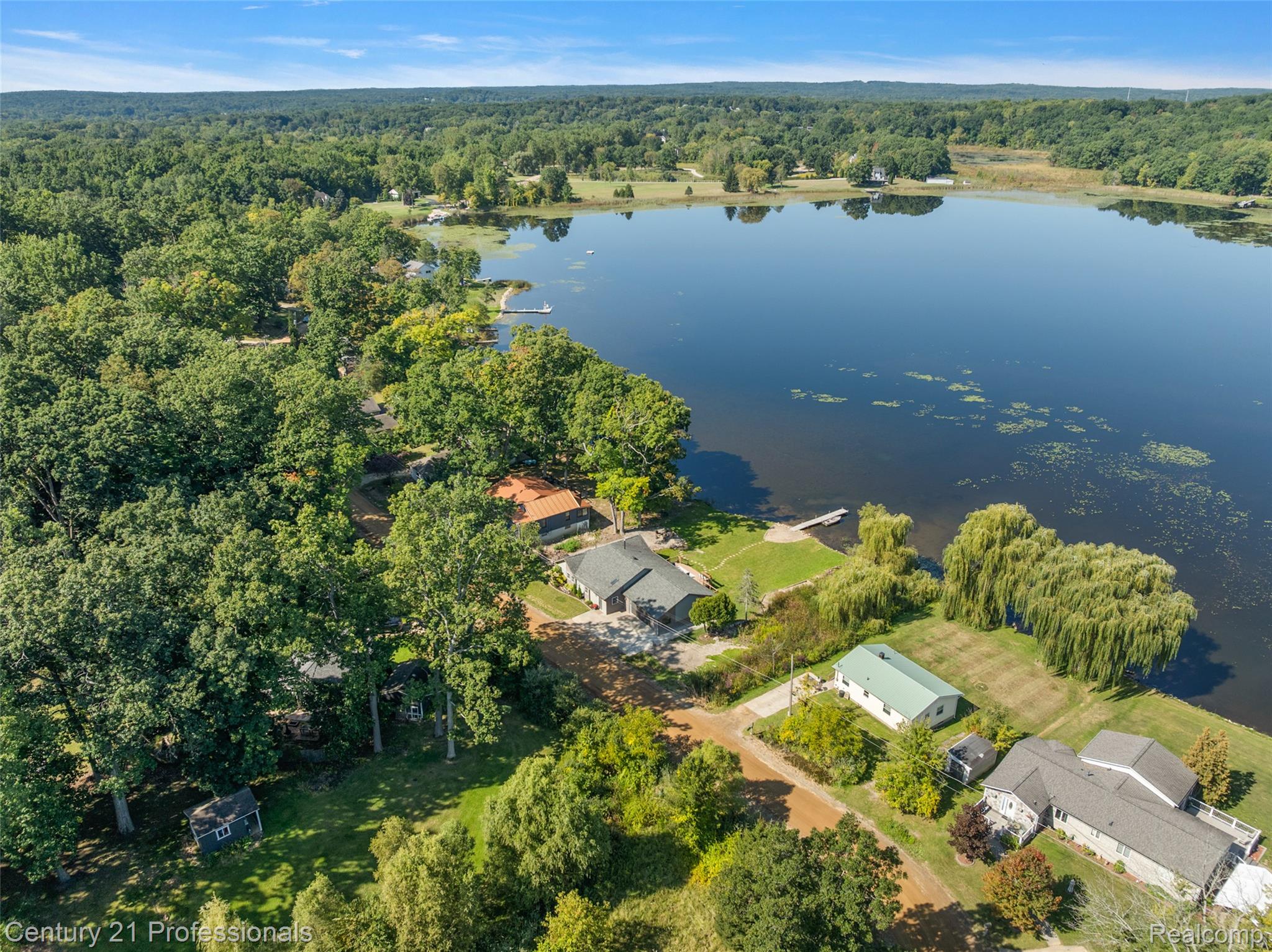 2679 Lakeview Drive