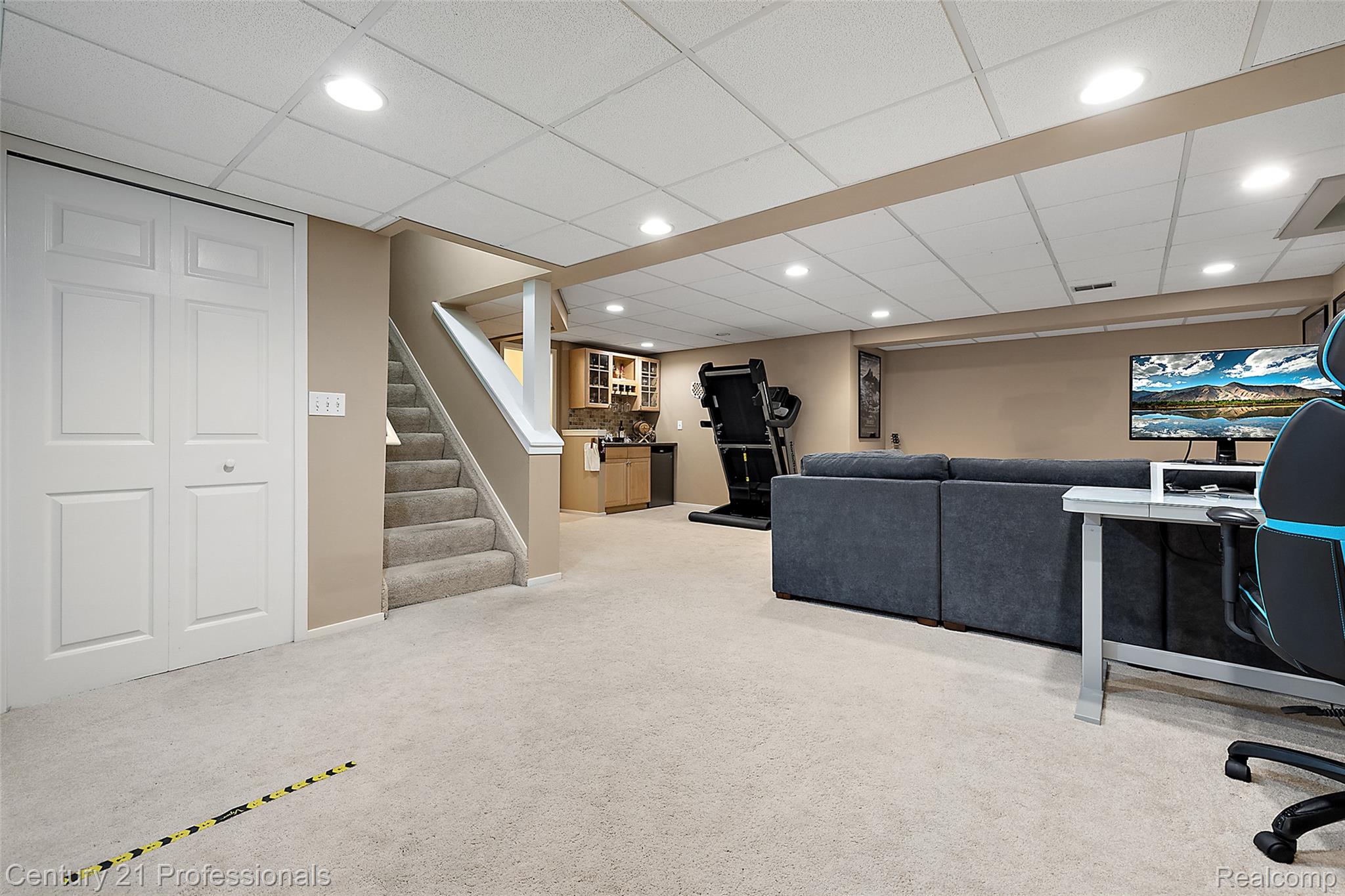 319 Pine Creek Court