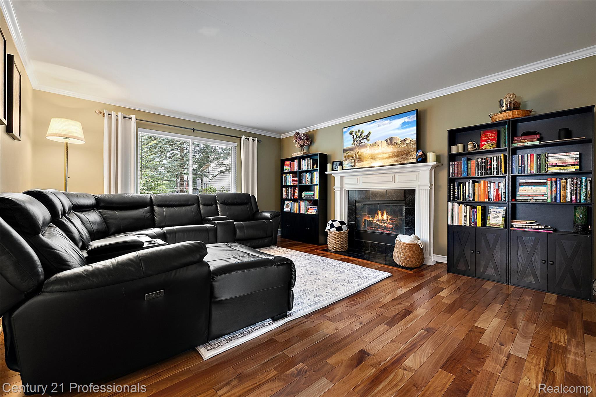 319 Pine Creek Court