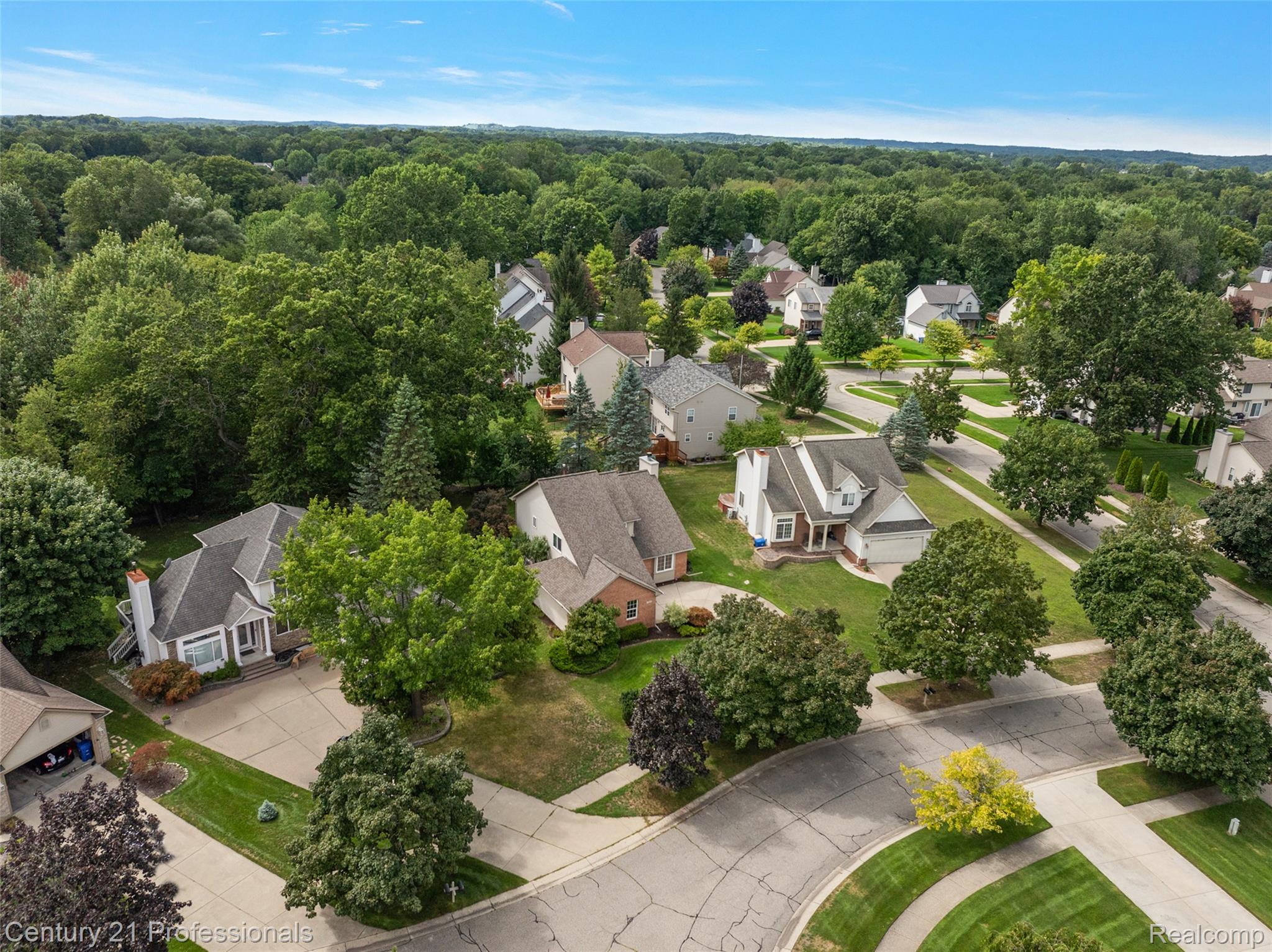 319 Pine Creek Court