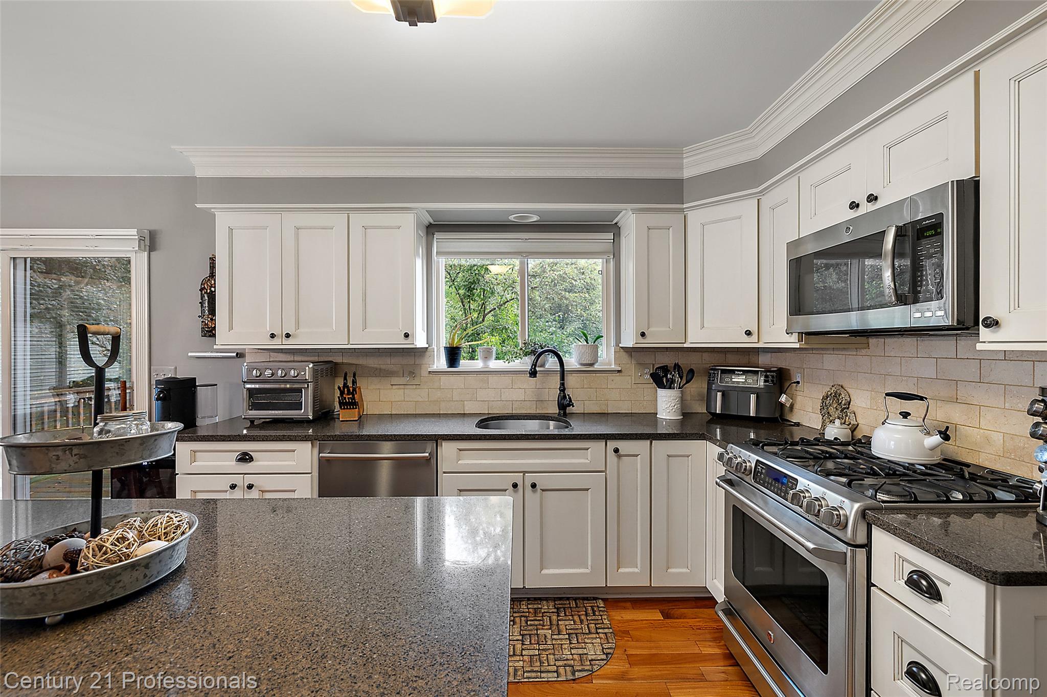 319 Pine Creek Court