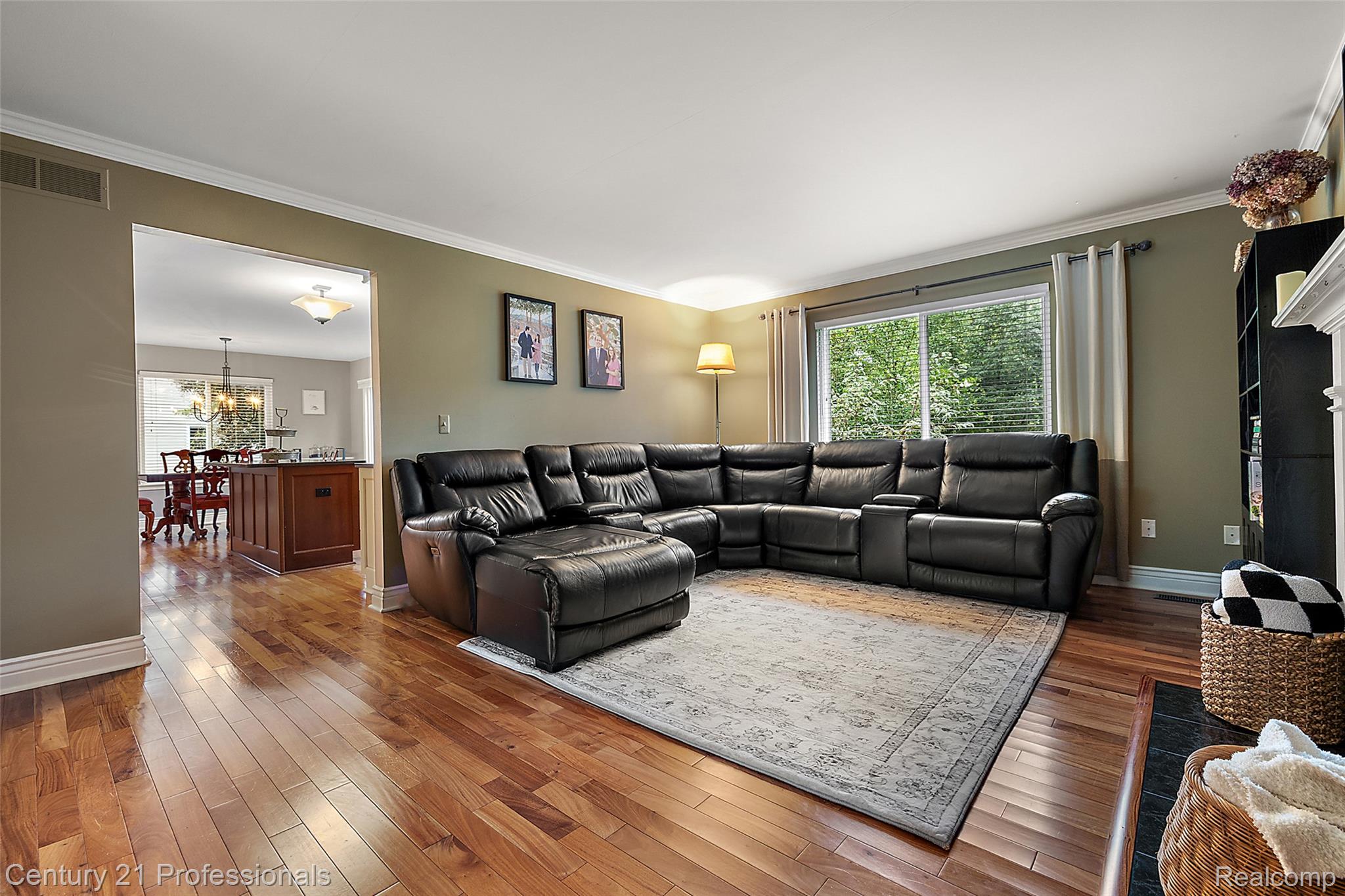 319 Pine Creek Court