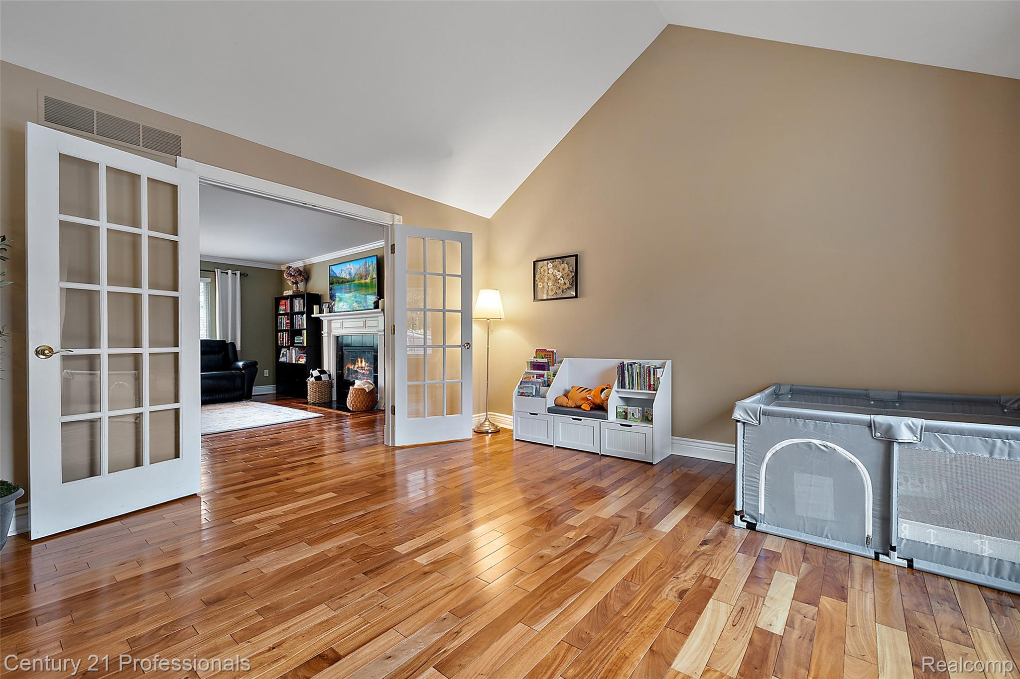 319 Pine Creek Court