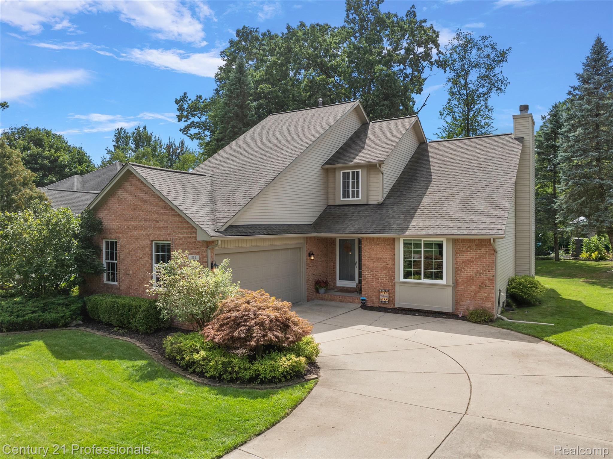 319 Pine Creek Court