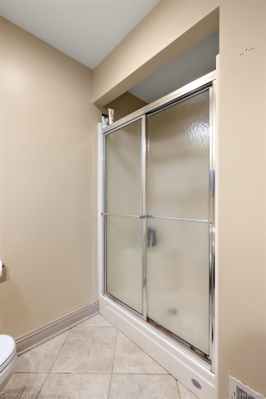9310 Fairway Trail