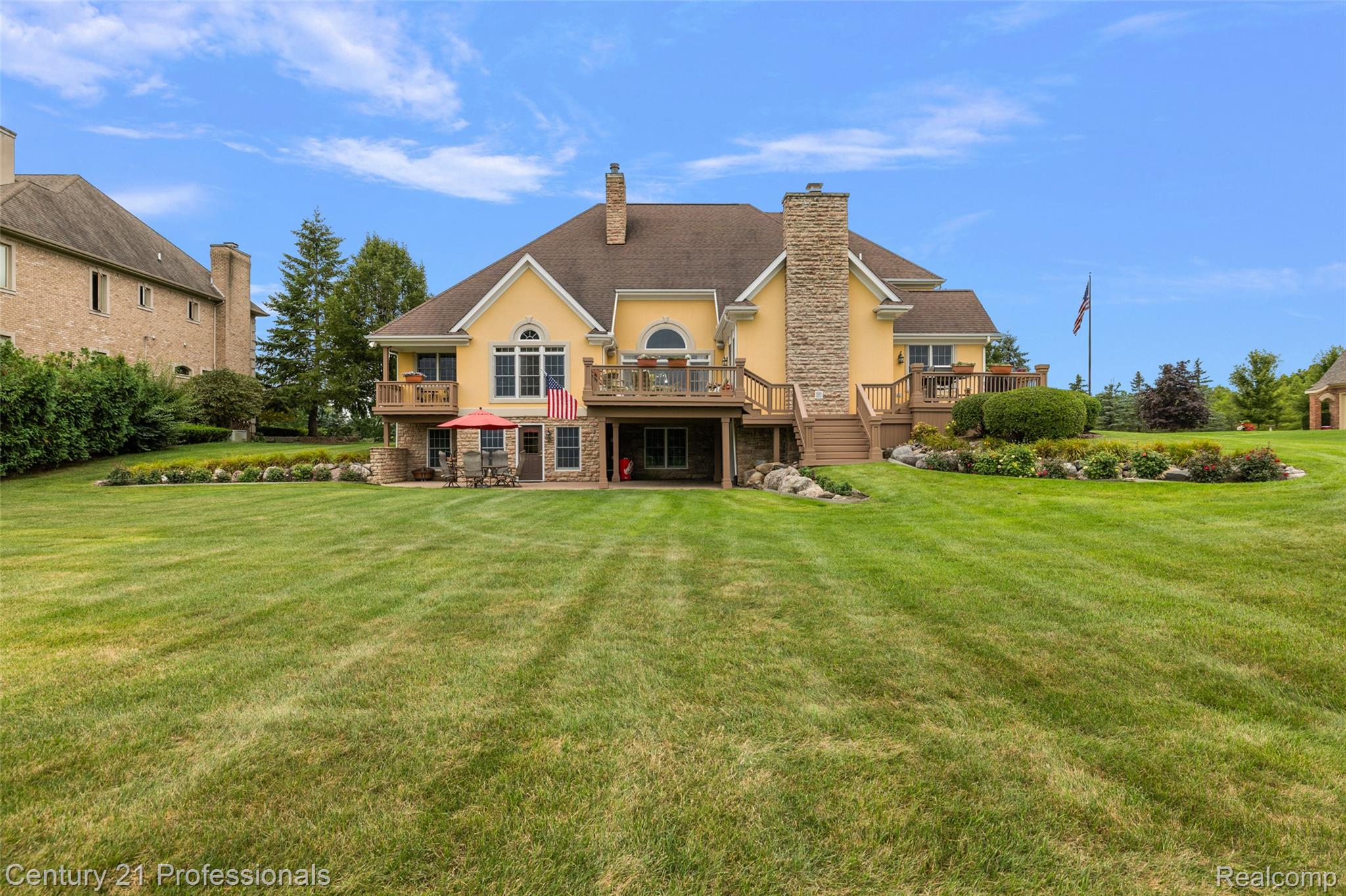 9310 Fairway Trail