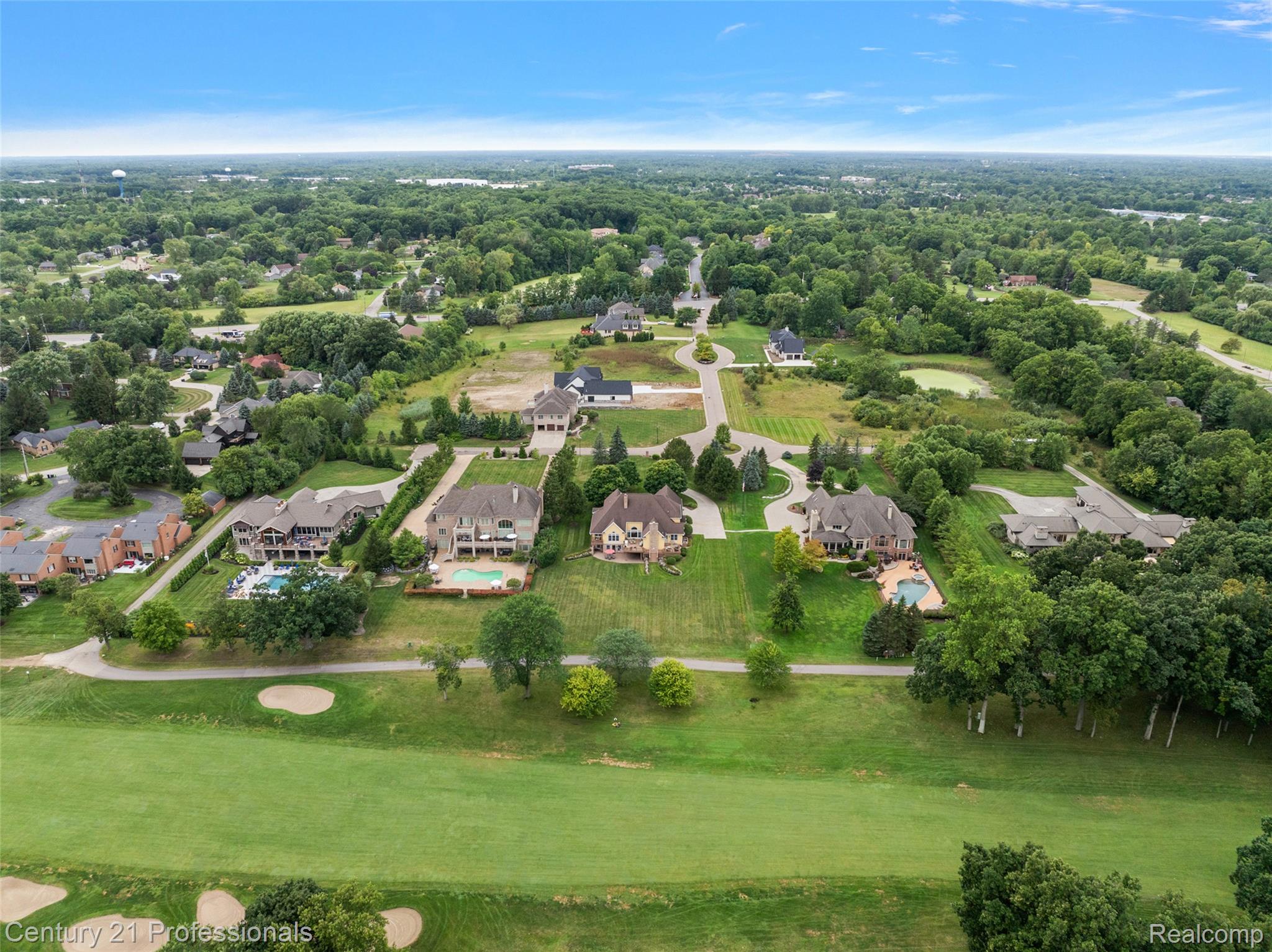 9310 Fairway Trail