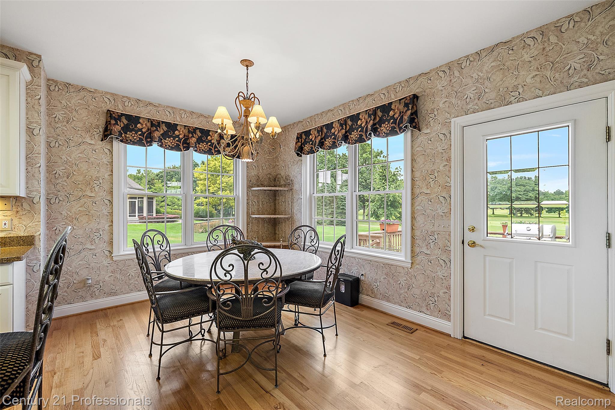 9310 Fairway Trail