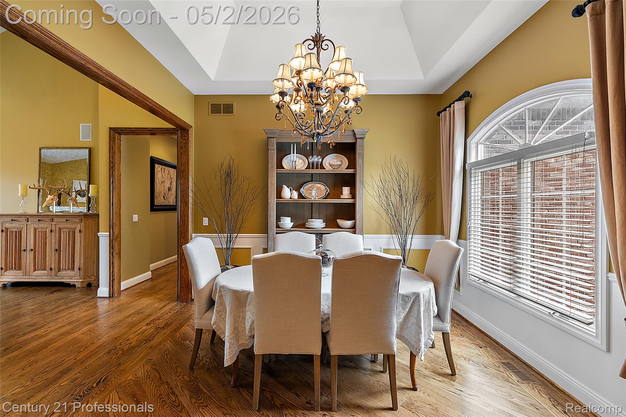 1181 Iroquois Trail
