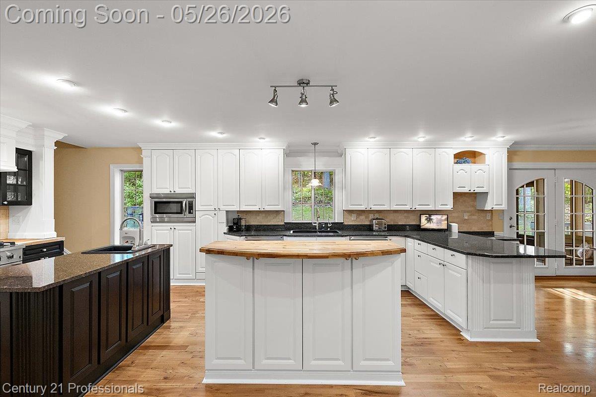 6705 College Park Drive