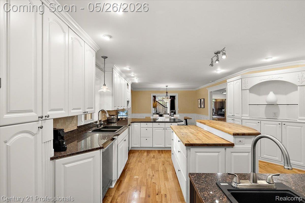 6705 College Park Drive