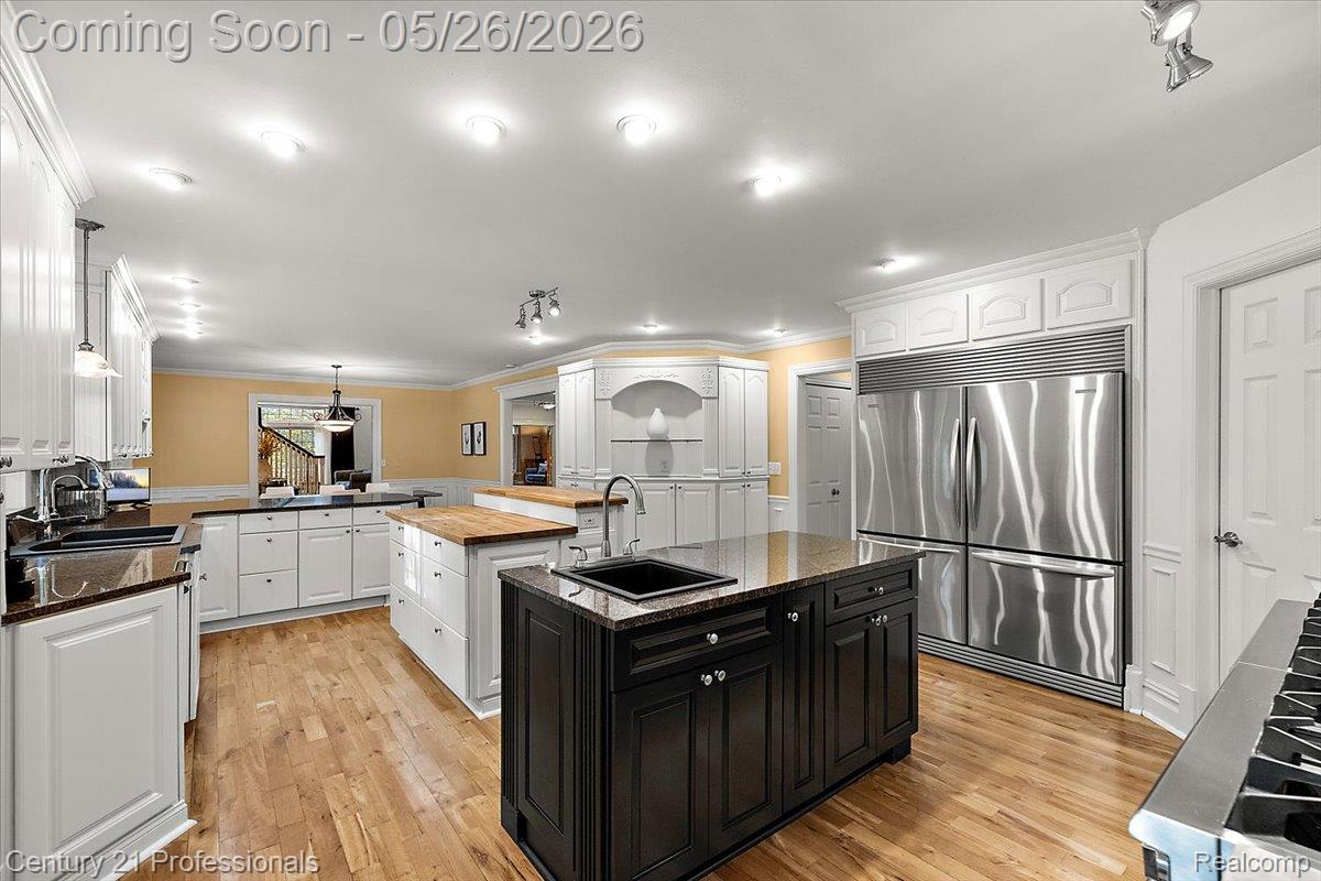 6705 College Park Drive