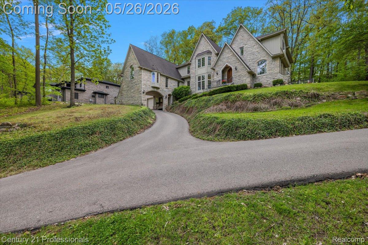 6705 College Park Drive