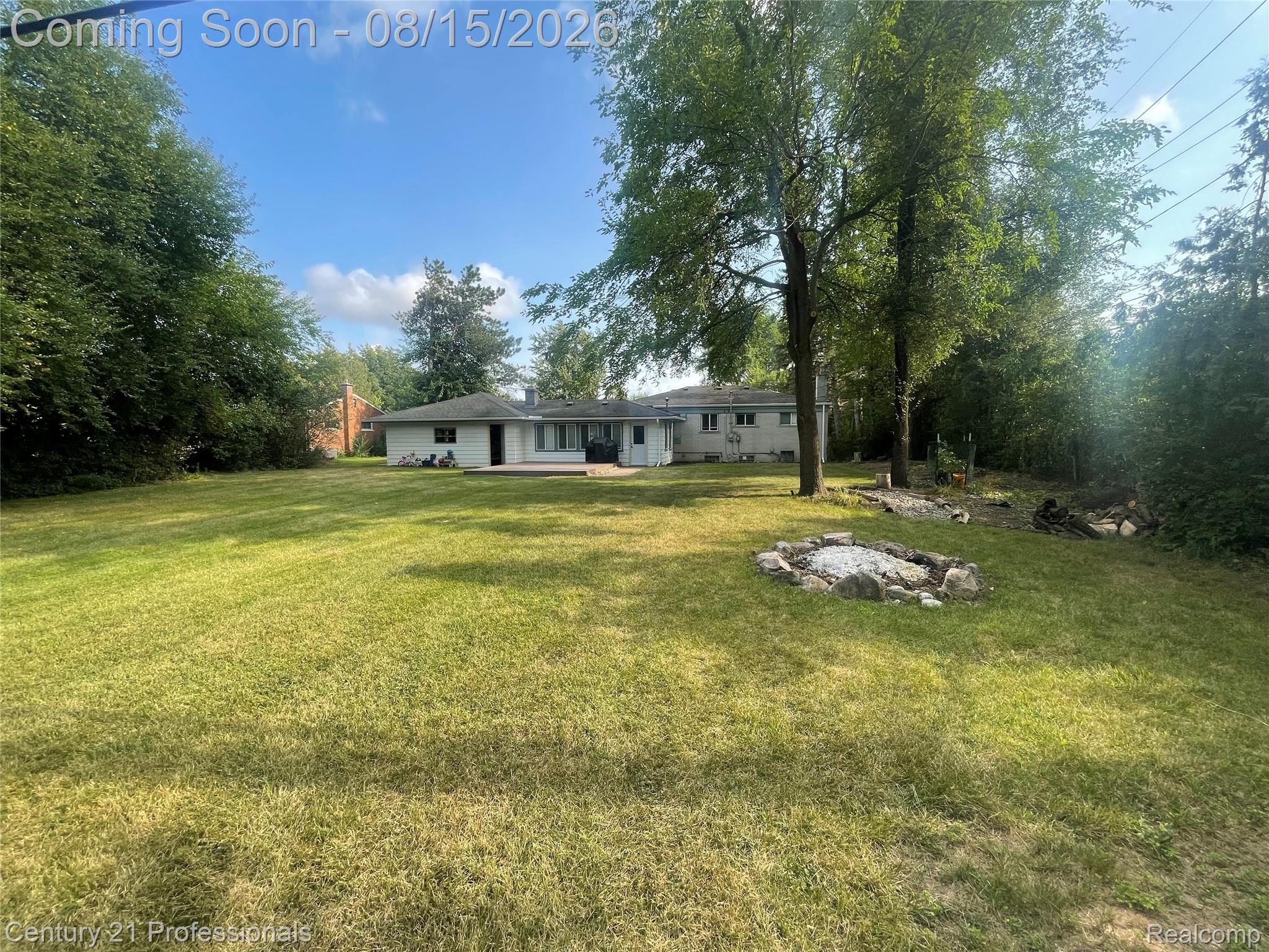 6676 Northview Drive