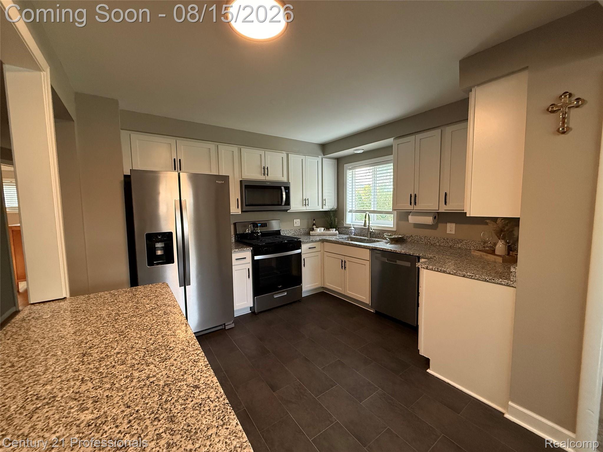 6676 Northview Drive