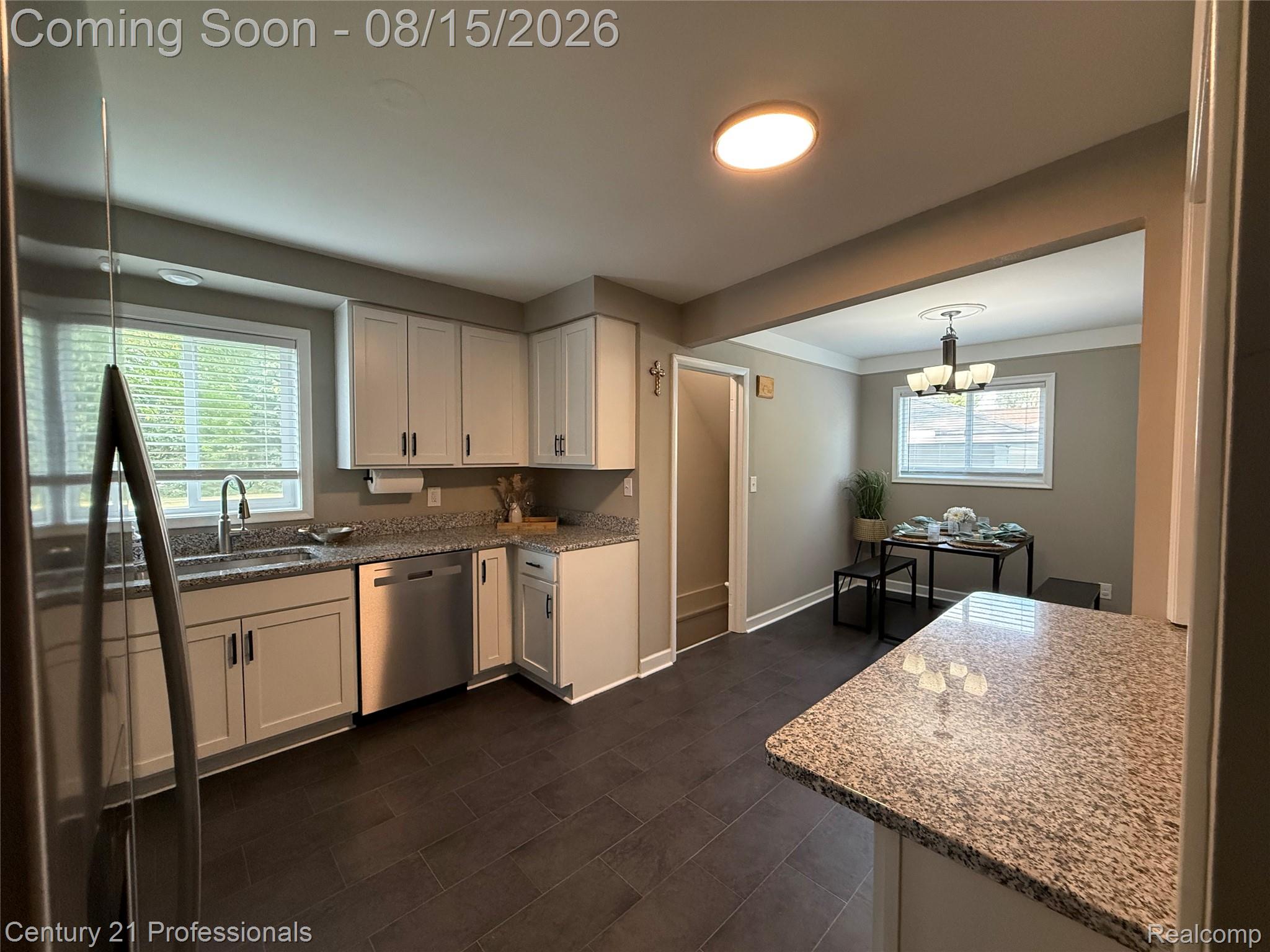 6676 Northview Drive