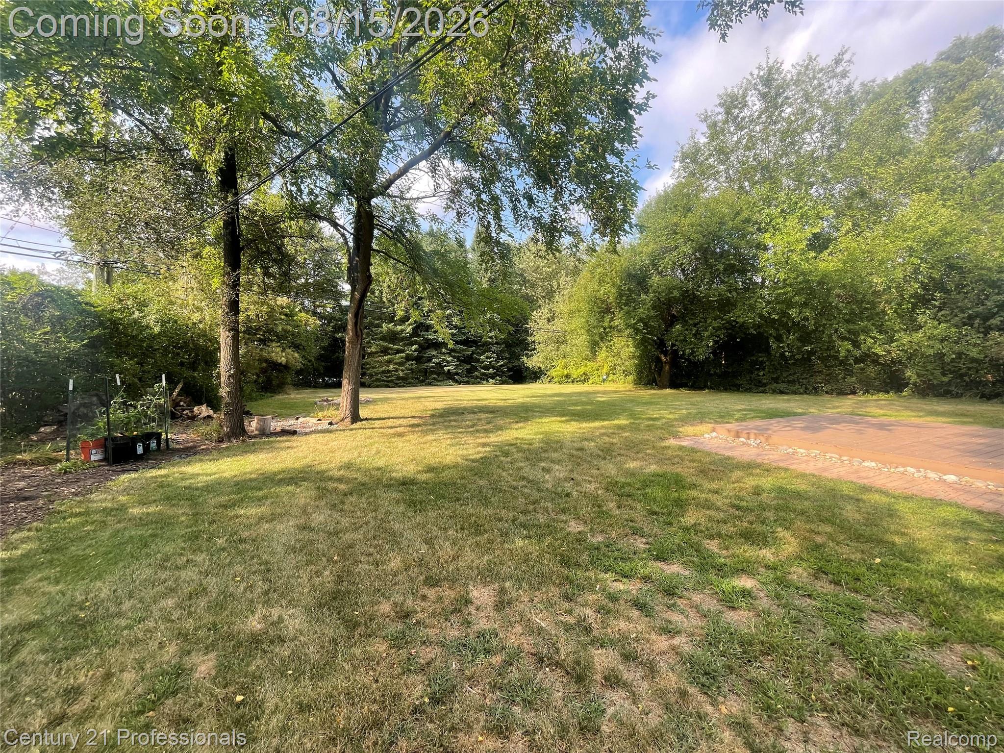 6676 Northview Drive