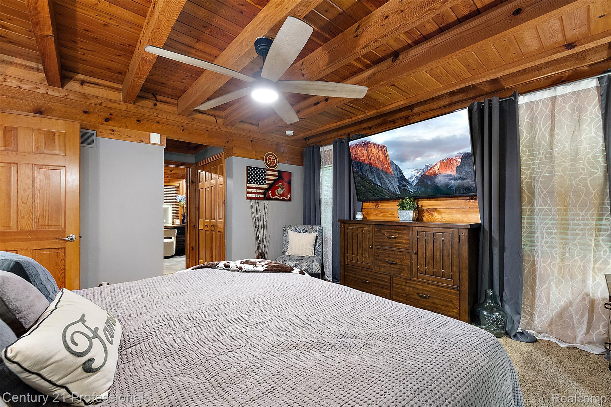 3120 Canyon Oaks