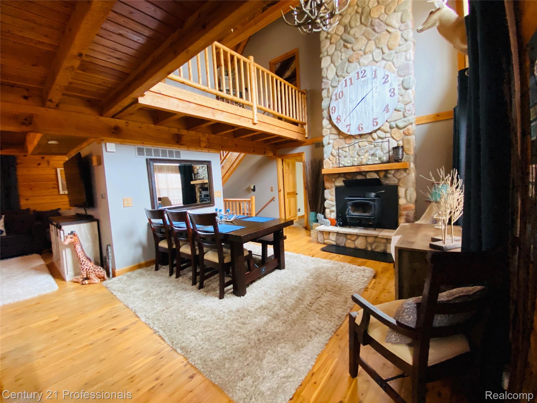 3120 Canyon Oaks