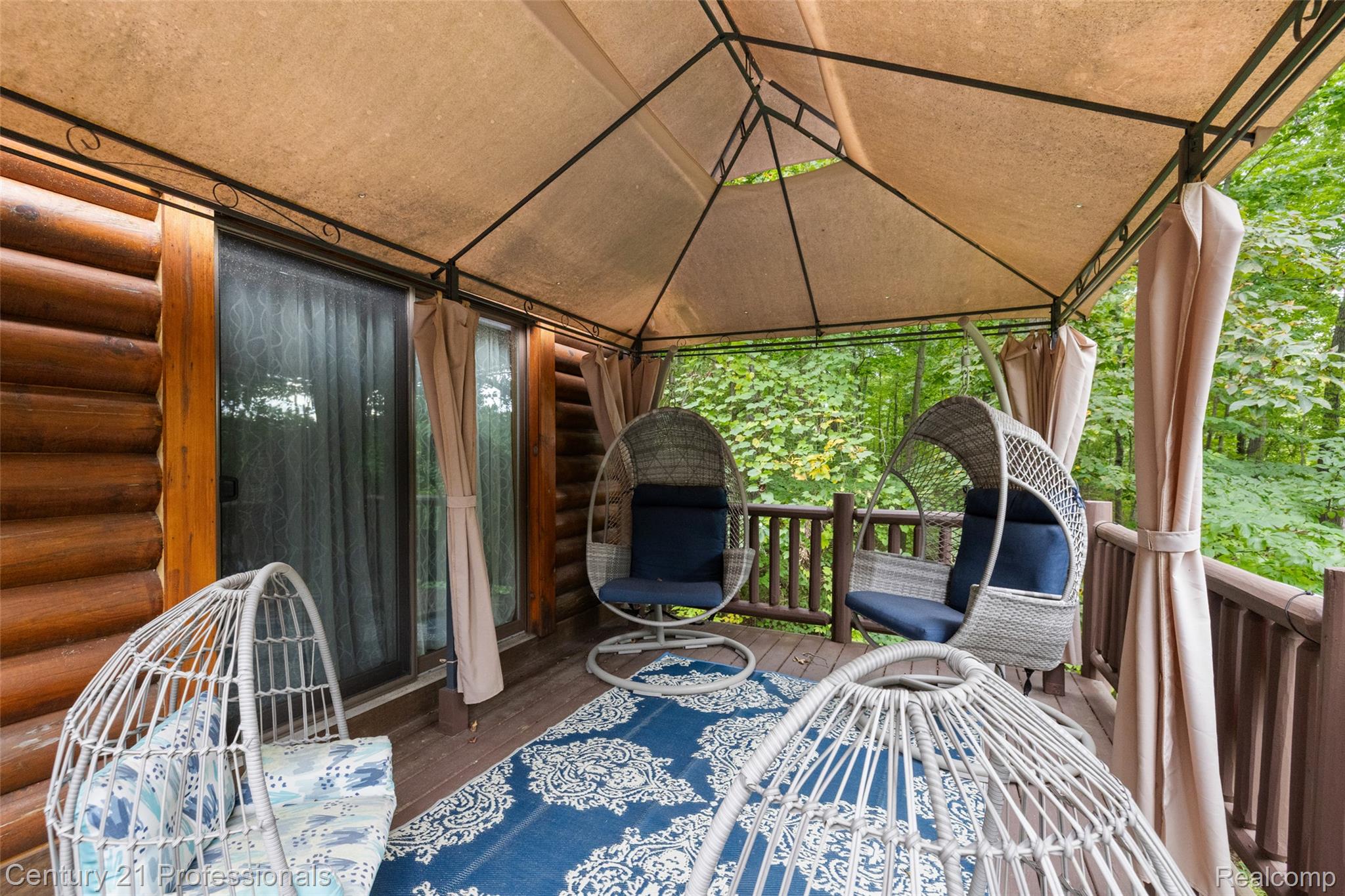 3120 Canyon Oaks