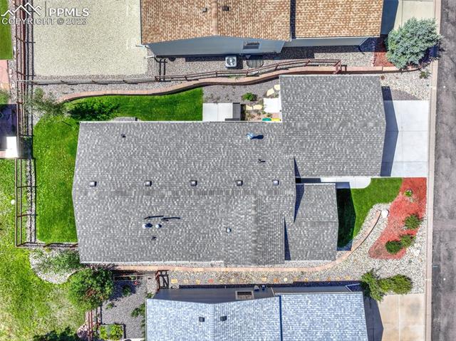 7653 Crested Jay Point