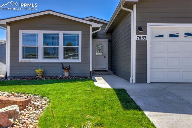 7653 Crested Jay Point