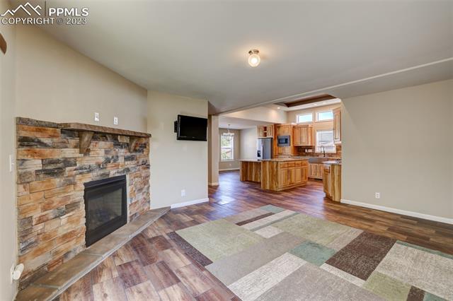 7653 Crested Jay Point