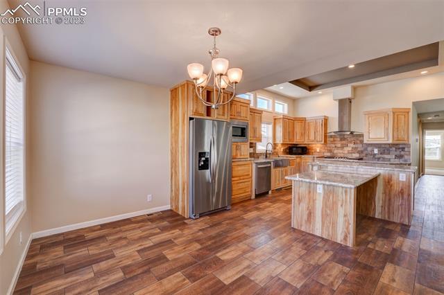 7653 Crested Jay Point