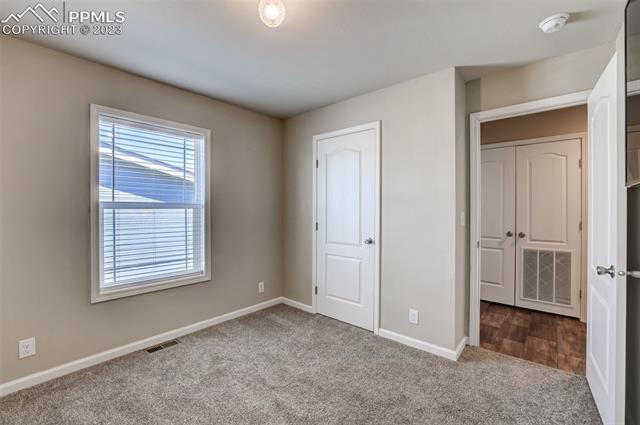 7653 Crested Jay Point