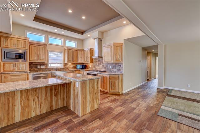 7653 Crested Jay Point