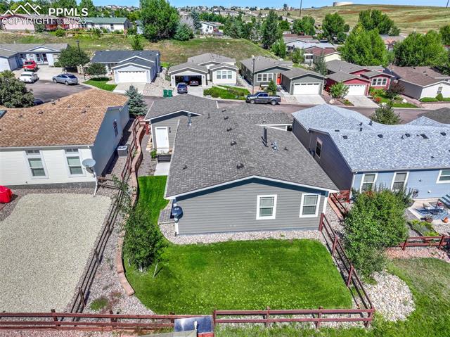 7653 Crested Jay Point