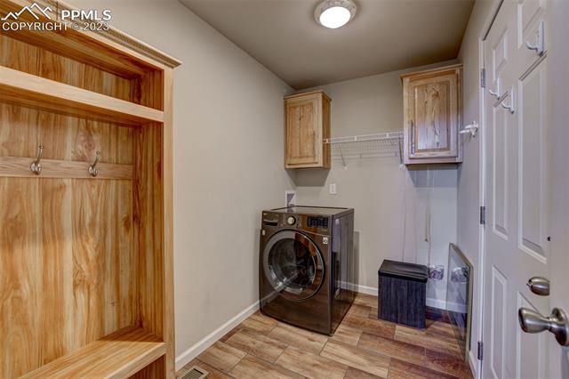 7653 Crested Jay Point