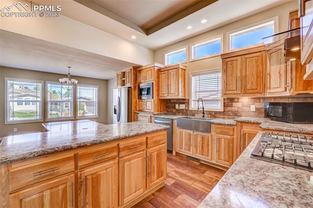 7653 Crested Jay Point