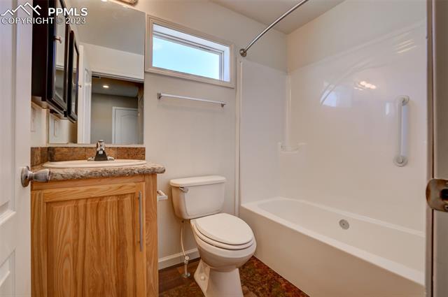 7653 Crested Jay Point